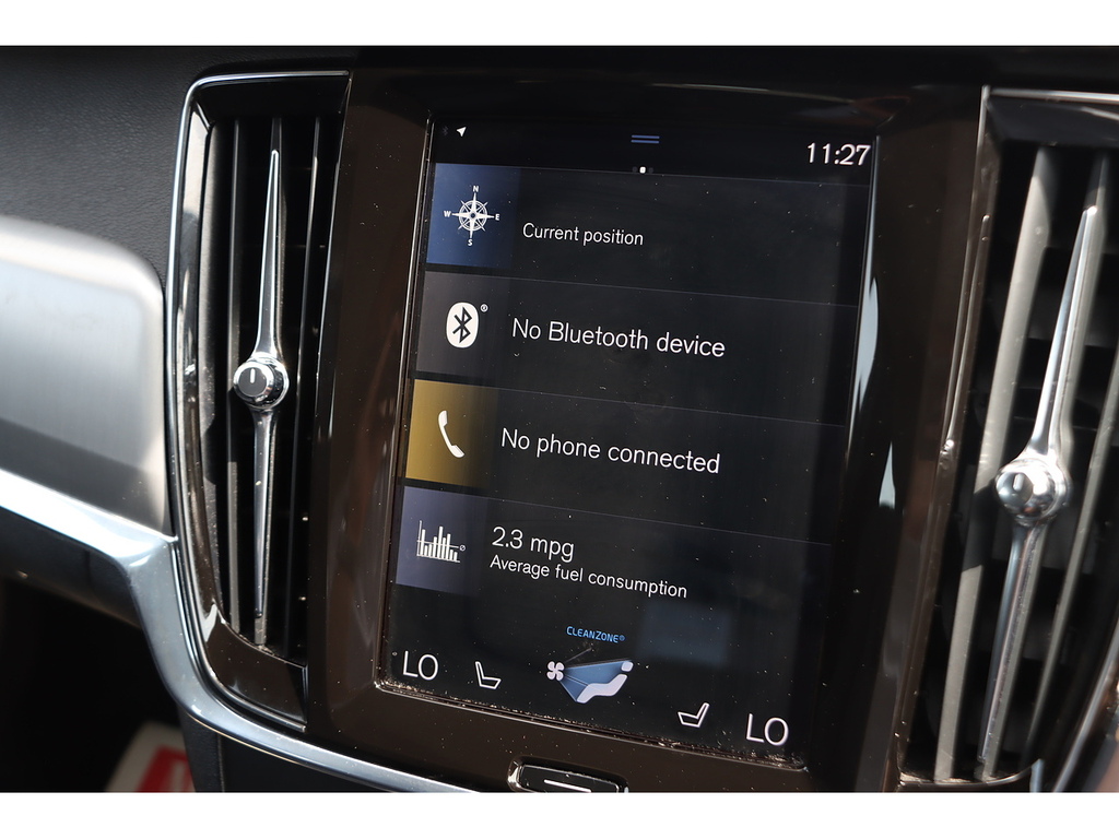 Volvo V90 T4 Momentum Plus Black #4