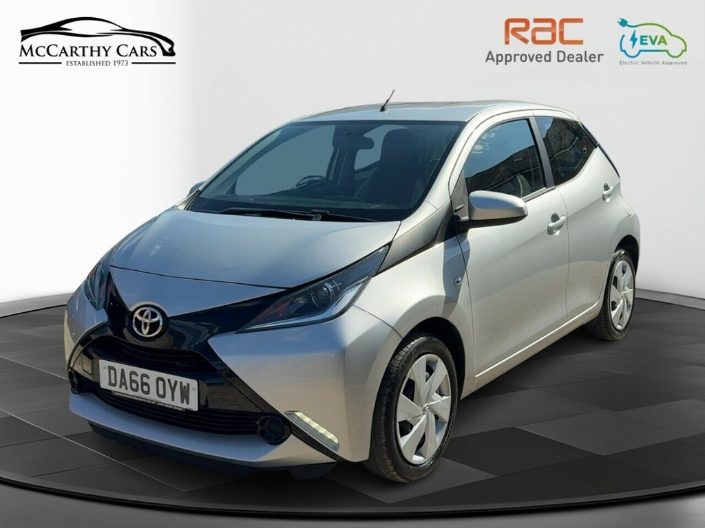 Toyota Aygo Vvt-i X-play Silver