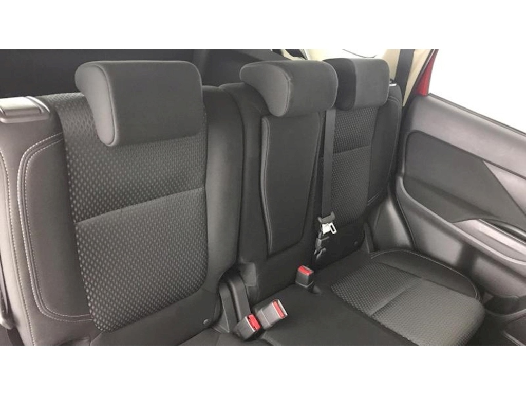 Mitsubishi Outlander Mivec Juro Red #5