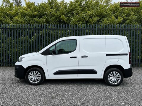 Citroen Berlingo 1.5 Bluehdi 1000 White #2