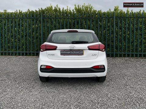 Hyundai I20 1.2 Se Launch EA68UYF White #4
