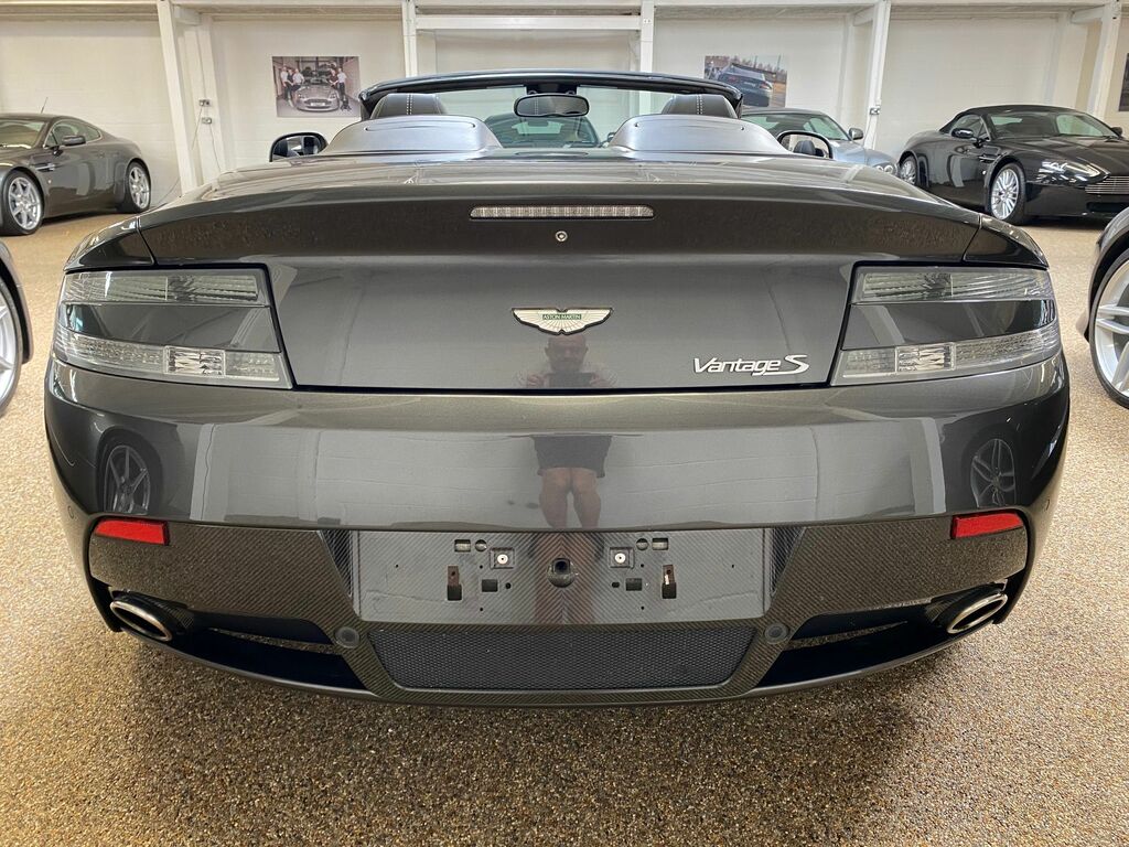 Aston Martin V8 Vantage S Roadster  #5