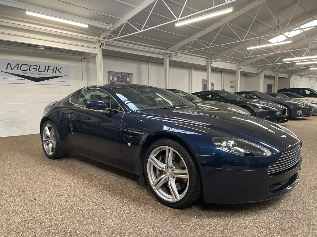Aston Martin Vantage 4.7 Coupe #2