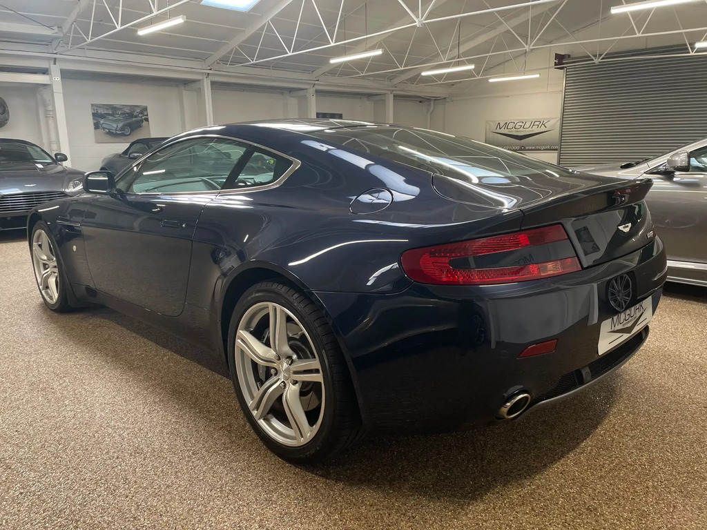 Aston Martin Vantage 4.7 Coupe #4