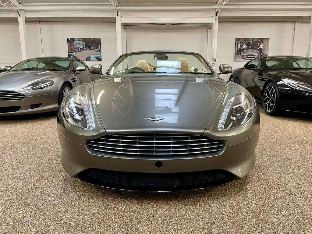 Aston Martin DB9 Gt Volante  #5