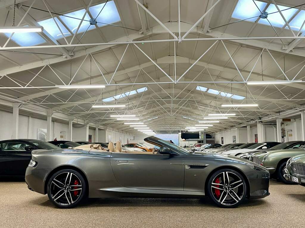 Aston Martin DB9 Classvariant Silver #7