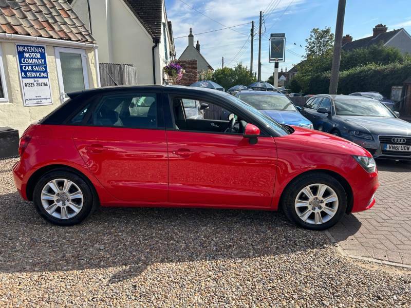 Audi A1 1.2 Tfsi Se Sportback Euro 5 Ss YT12YNC Red #2