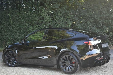 Tesla Model Y Dual Motor Performance MT72XZV Black #2