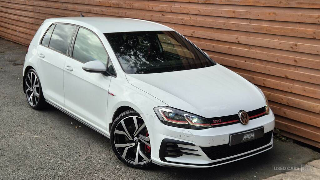 Volkswagen Golf 2.0 Tsi 245 Gti Performance White #4