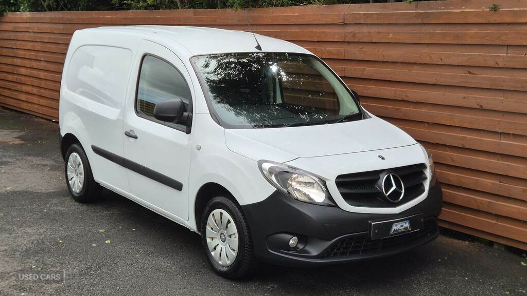 Mercedes-Benz CITAN 109Cdi Pure Van White