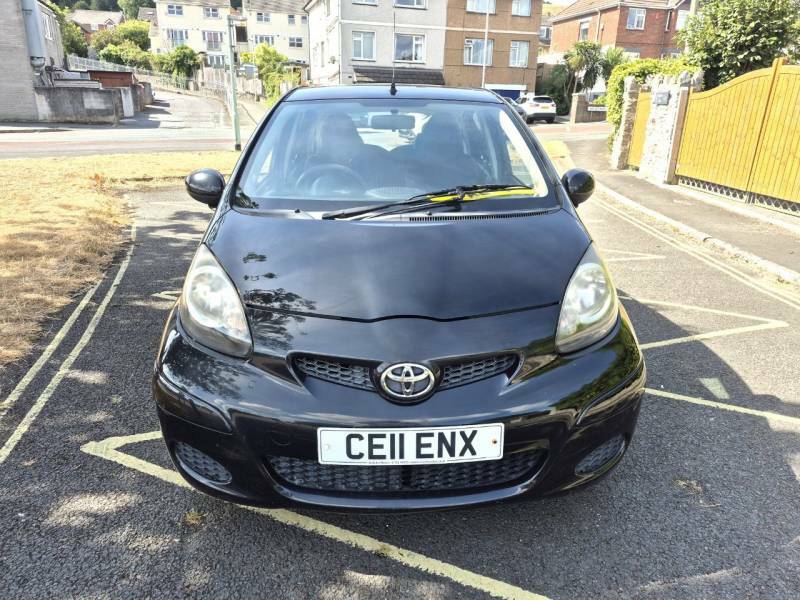 Toyota Aygo 1.0 Vvt-i Black Ac Mmt 2010 Black #3