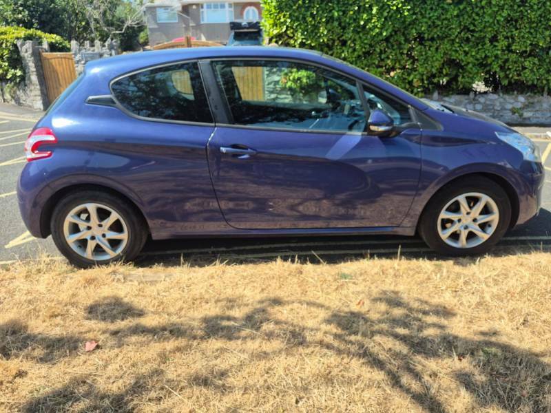 Peugeot 208 1.2 Vti Active Blue #4
