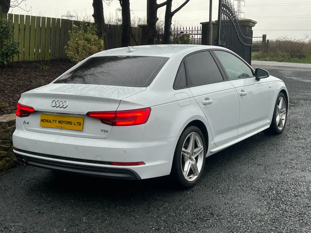 Audi A4 2.0 Tdi 190 S Line S Tronic White #3