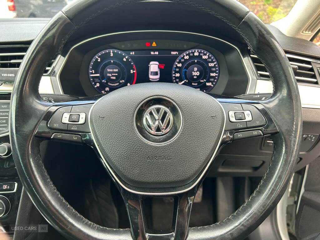 Volkswagen Passat 1.8 Tsi 180 Gt Panoramic Roof Silver #16