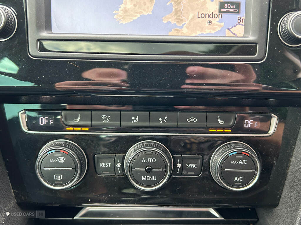 Volkswagen Passat 1.8 Tsi 180 Gt Panoramic Roof Silver #14