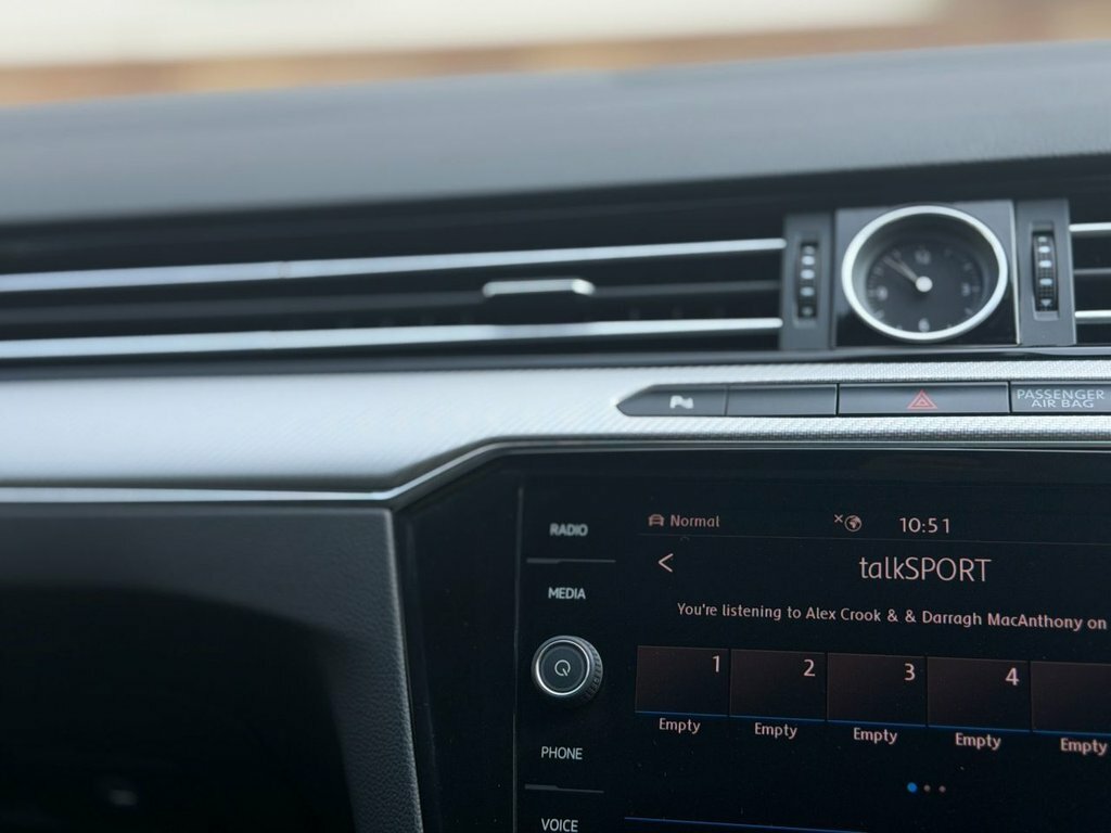 Volkswagen Arteon 1.5 Tsi R-line #16