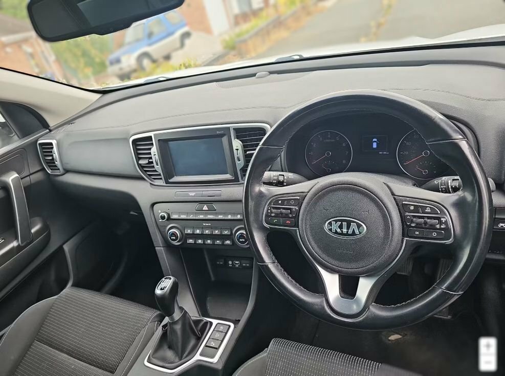 Kia Sportage 1.6L 2 White #6