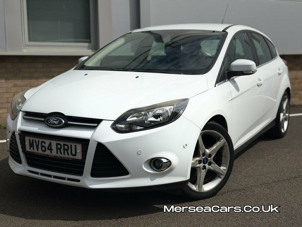 Ford Focus 1.6L Titanium Navigator MV64RRU White #2