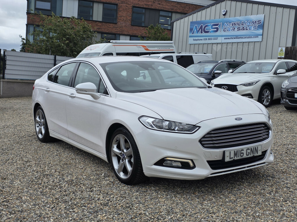 Ford Mondeo Titanium Tdci White