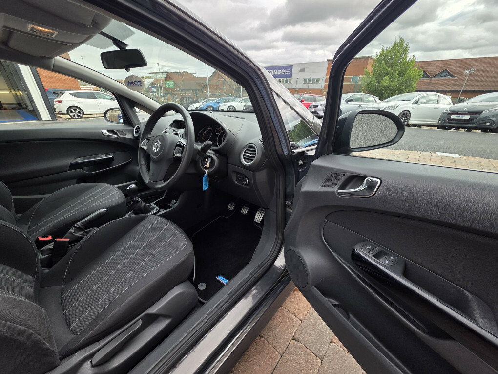 Vauxhall Corsa 1.2 Sxi 5 Seat Family Hatchback With Econom Grey #14