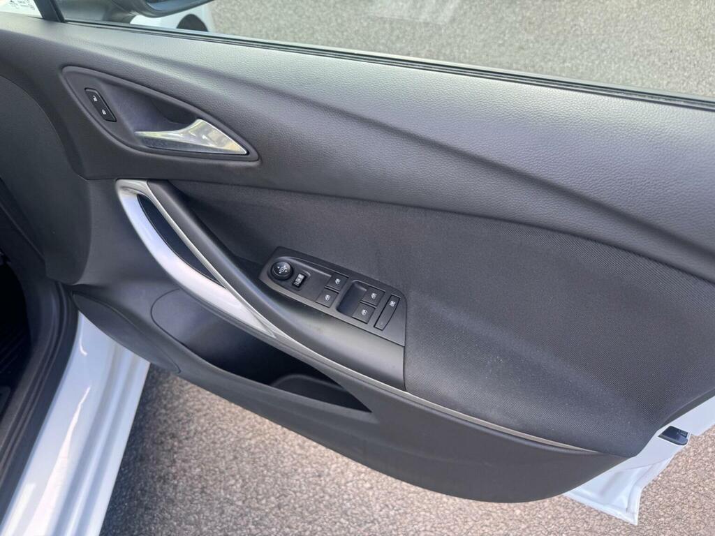 Vauxhall Astra 1.5 Turbo D Business Edition Nav Euro 6 Ss  #14