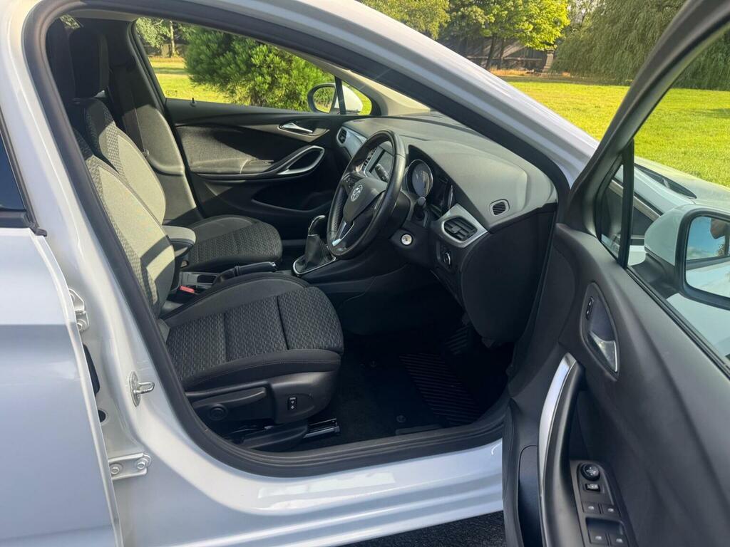 Vauxhall Astra 1.5 Turbo D Business Edition Nav Euro 6 Ss  #11