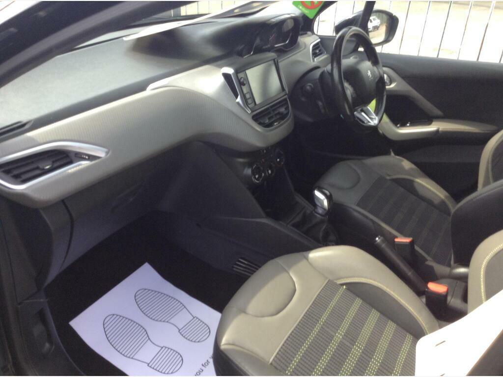 Peugeot 208 Xy Blue Hdi Ss #11