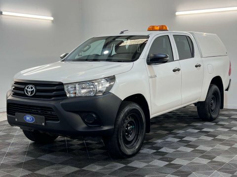 Toyota HILUX 2.4 Hi-luxury Active White #6