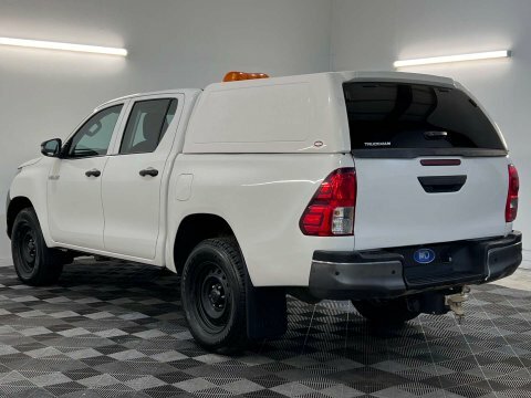 Toyota HILUX 2.4 Hi-luxury Active White #5
