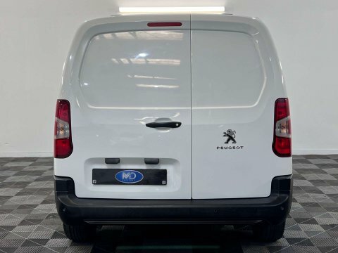 Peugeot Partner 1.5 Partner Professional White #4