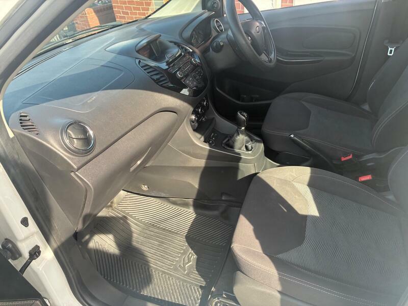 Ford KA+ 1.2 Ti-vct Zetec Hatchback Euro White #17