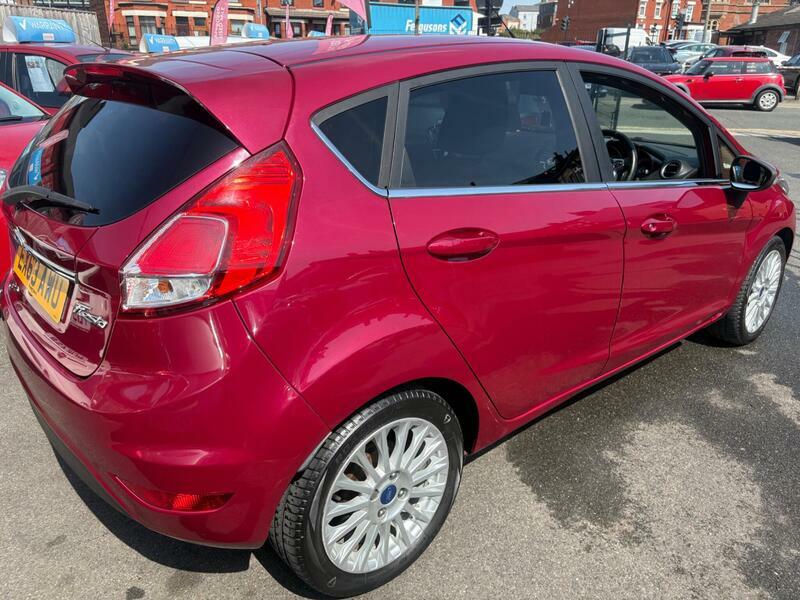 Ford Fiesta 1.0T Ecoboost Zetec Euro 5 Ss White #4