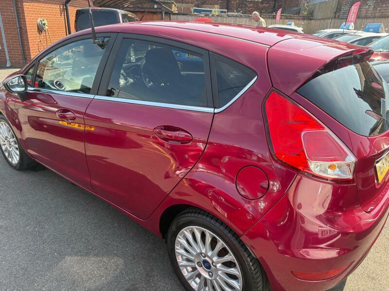 Ford Fiesta 1.0T Ecoboost Zetec Euro 5 Ss White #6