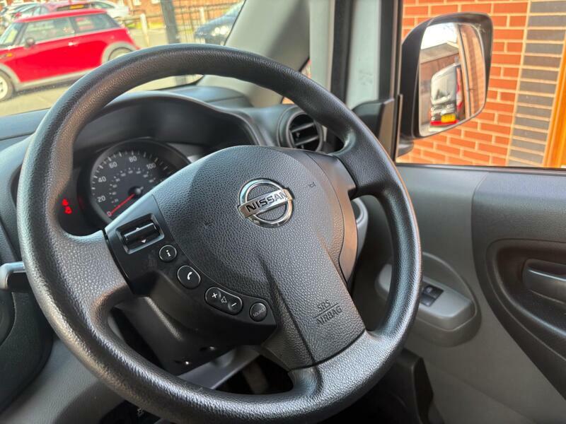 Nissan NV200 Diesel White #11