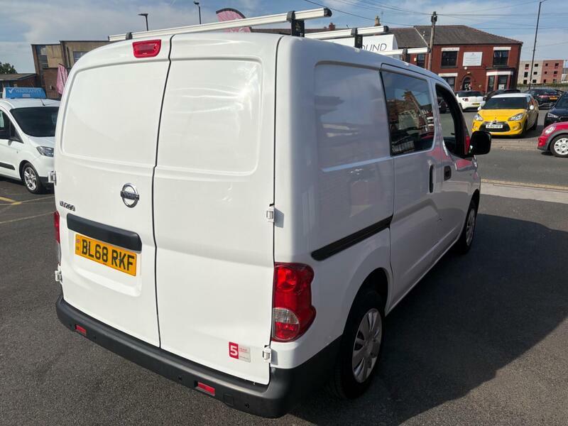 Nissan NV200 1.5 Dci Acenta Crew Van Double Cab 6Dr Manu White #3