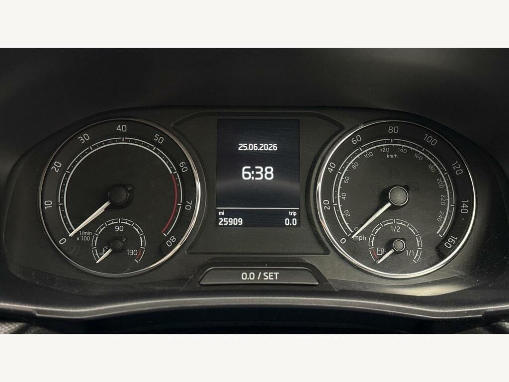 Skoda Fabia 1.0 Mpi 80 Se Comfort Blue #8