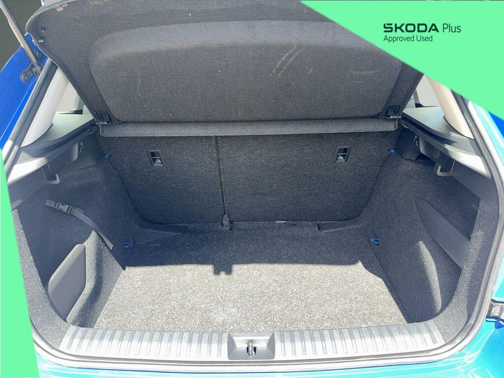 Skoda Kamiq Se Drive Silver #19