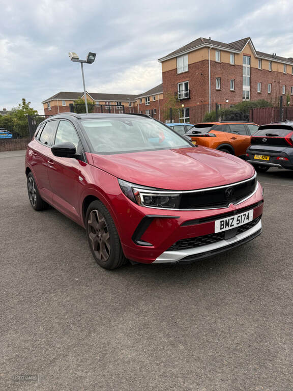 Vauxhall Grandland 1.2 Turbo Ultimate BMZ5174 Red