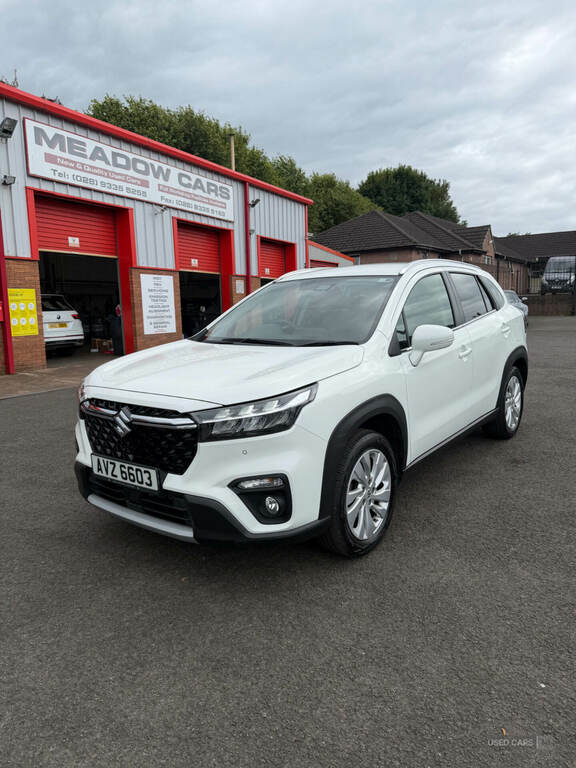 Suzuki S Cross 1.4 Boosterjet 48V Hybrid Motion White #2