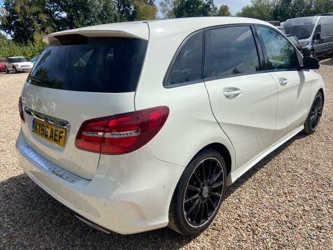 Mercedes-Benz B Class 2.1 B200d Amg White #3