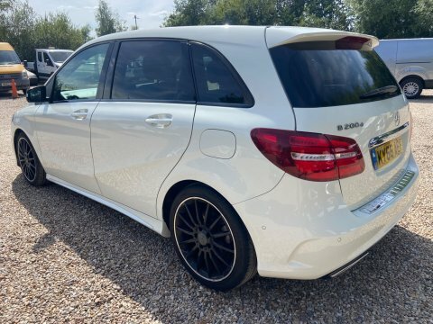 Mercedes-Benz B Class 2.1 B200d Amg White #6