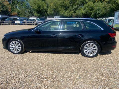 Audi A4 2.0 Tdi Ultra Black #5