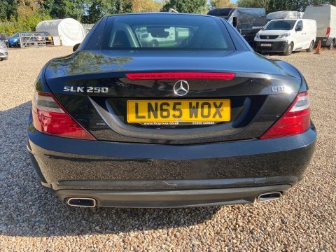 Mercedes-Benz SLK Slk 200 Amg Sport Red #13