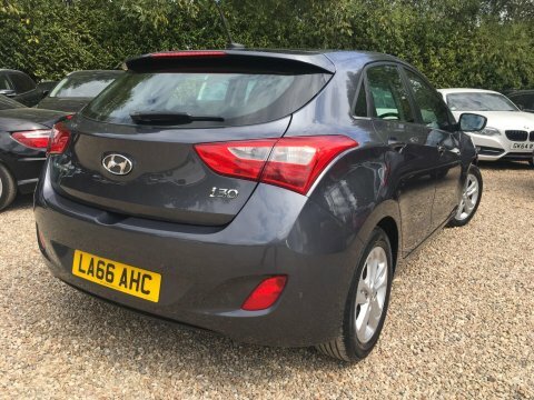 Hyundai I30 1.4 Blue Drive Grey #4