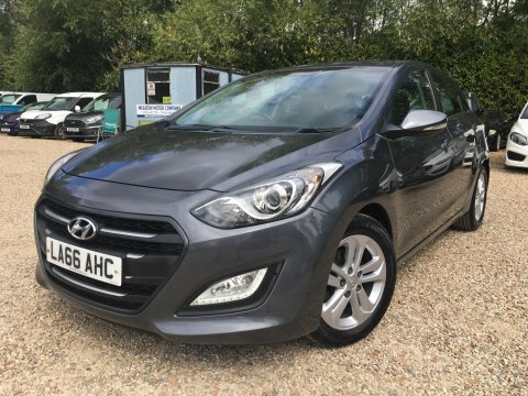 Hyundai I30 1.4 Blue Drive Grey #2