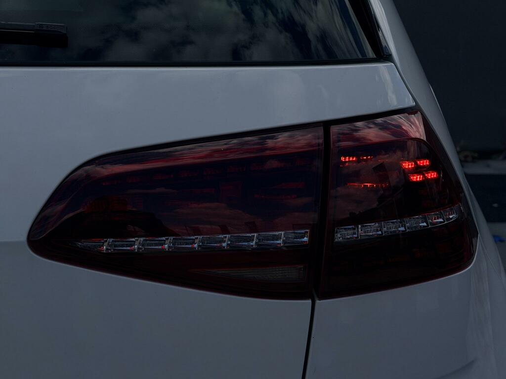 Volkswagen Golf R White #6