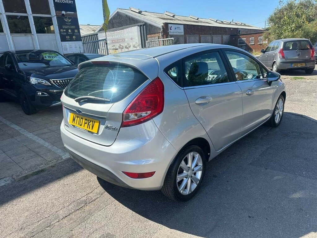 Ford Fiesta Hatchback 1.25 Zetec 201010 Silver #3