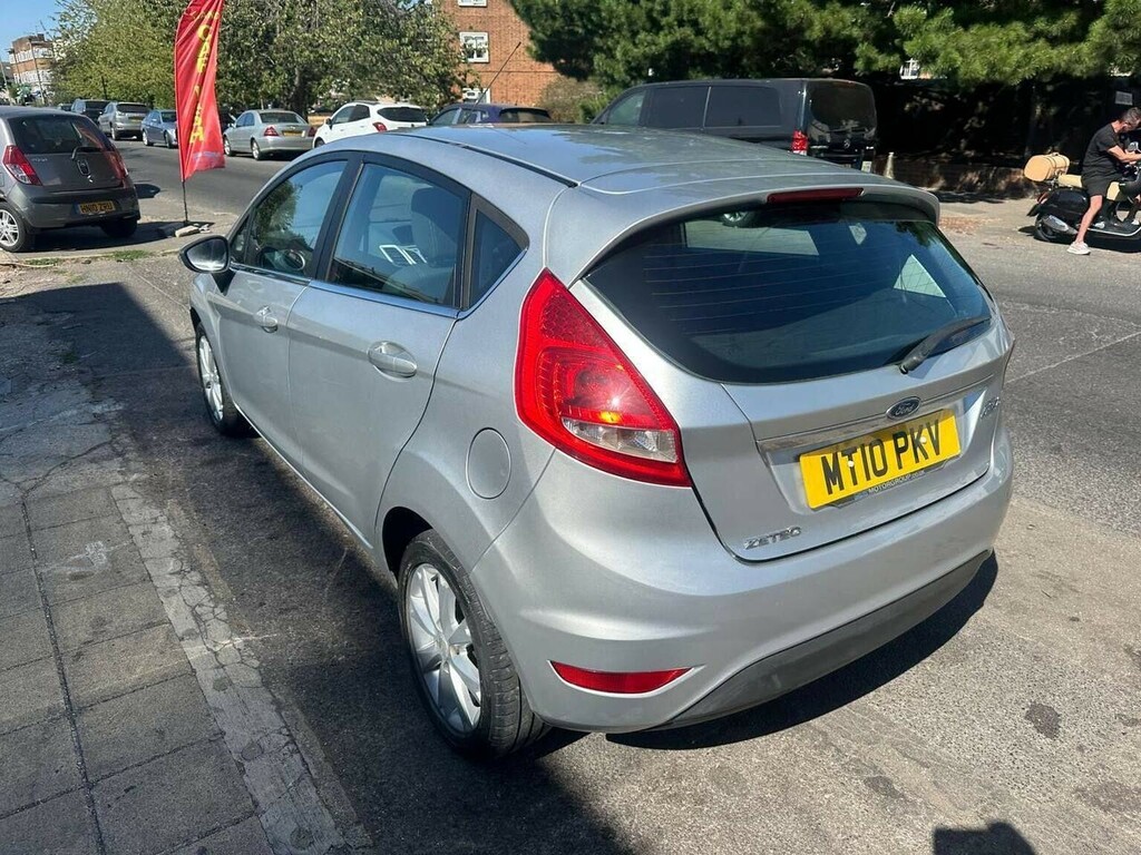 Ford Fiesta Hatchback 1.25 Zetec 201010 Silver #5
