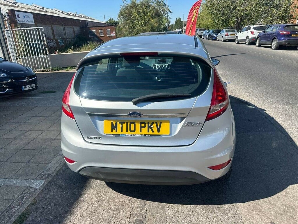 Ford Fiesta Hatchback 1.25 Zetec 201010 Silver #4