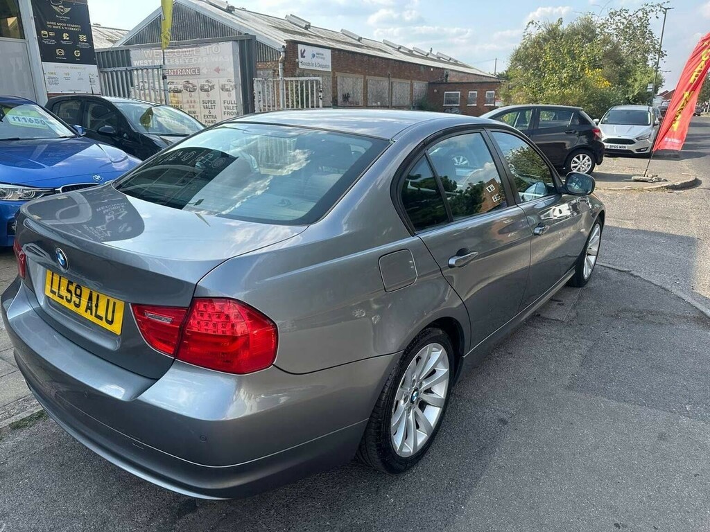 BMW 3 Series Saloon 2.0 318I Se Steptronic Euro 5 200959 LL59ALU Grey #4
